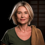 Bettina M., Führungskräftetrainerin, erzählt, wie sie mit Maike Sander ihr Angebot skalierbar gemacht hat.